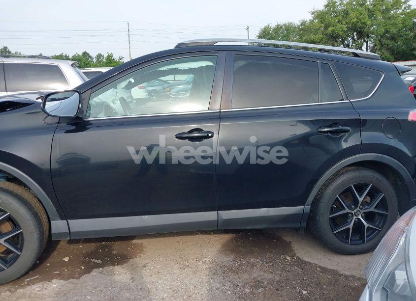 Photo 15 of 2018 Toyota Rav4 SE (VIN 2T3NFREV8JW437464)