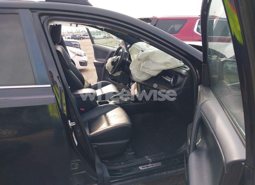 Photo 5 of 2018 Toyota Rav4 SE (VIN 2T3NFREV8JW437464)