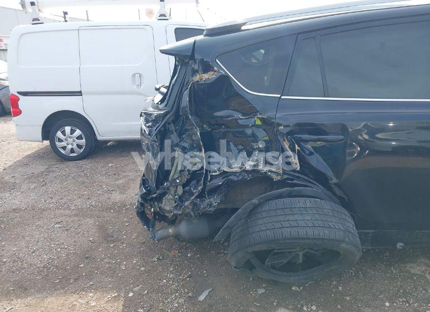 Photo 6 of 2018 Toyota Rav4 SE (VIN 2T3NFREV8JW437464)