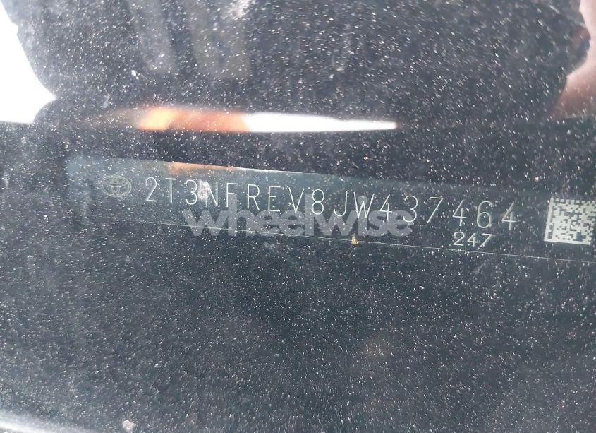 Photo 9 of 2018 Toyota Rav4 SE (VIN 2T3NFREV8JW437464)