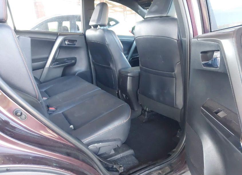 Photo 8 of 2016 Toyota Rav4 SE (VIN 2T3NFREV9GW266930)