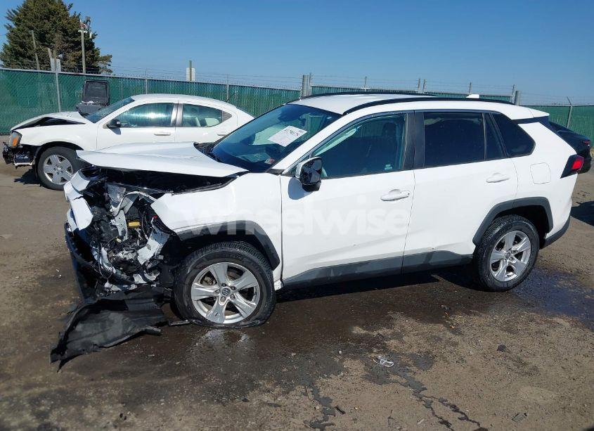 Photo 14 of 2020 Toyota Rav4 XLE (VIN 2T3P1RFV0LC073650)