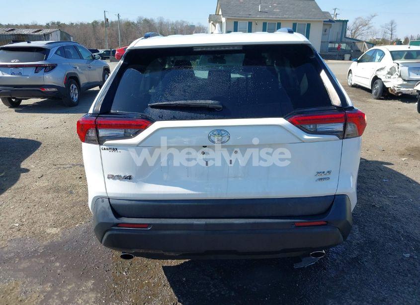 Photo 16 of 2020 Toyota Rav4 XLE (VIN 2T3P1RFV0LC073650)