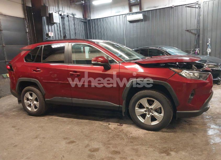 Photo 13 of 2020 Toyota Rav4 XLE (VIN 2T3P1RFV0LW113062)