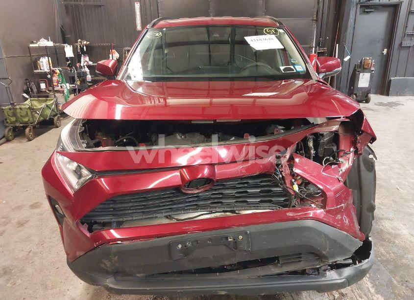 Photo 6 of 2020 Toyota Rav4 XLE (VIN 2T3P1RFV0LW113062)