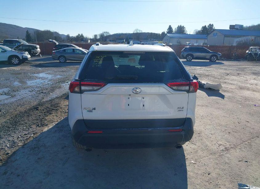 Photo 17 of 2021 Toyota Rav4 XLE (VIN 2T3P1RFV0MW202860)