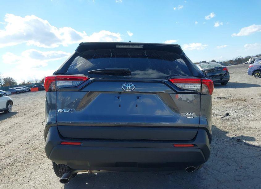 Photo 15 of 2022 Toyota Rav4 XLE (VIN 2T3P1RFV0NC309345)