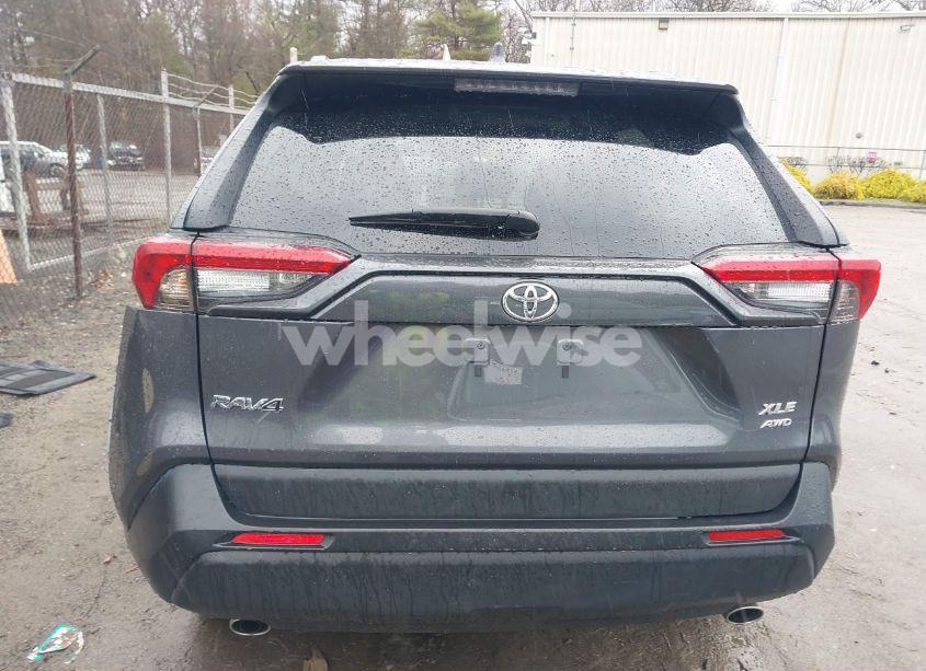 Photo 16 of 2022 Toyota Rav4 XLE (VIN 2T3P1RFV0NW298295)