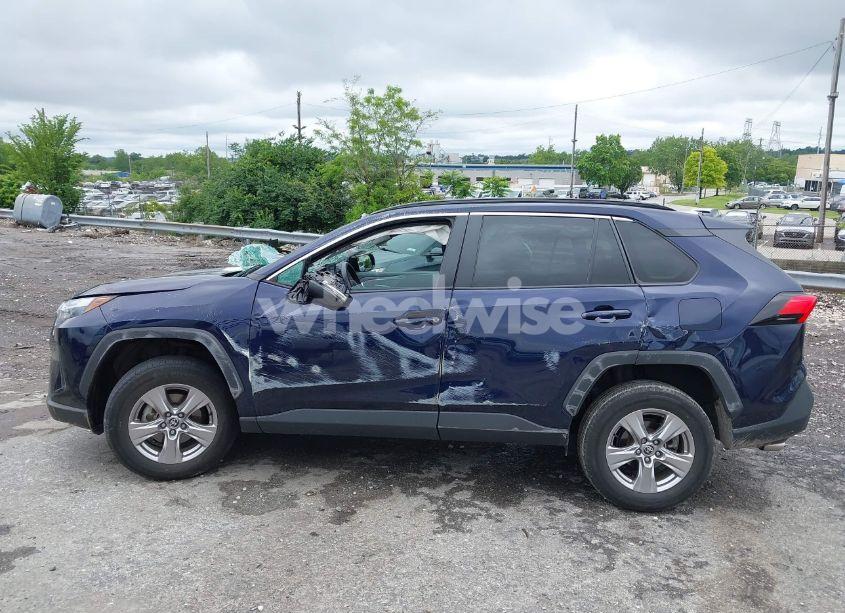 Photo 14 of 2022 Toyota Rav4 XLE (VIN 2T3P1RFV0NW311854)