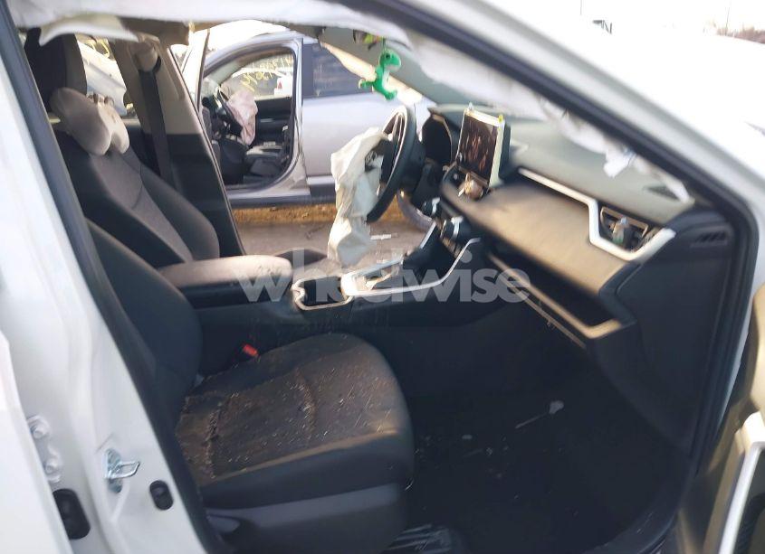 Photo 5 of 2024 Toyota Rav4 XLE (VIN 2T3P1RFV0RC447702)