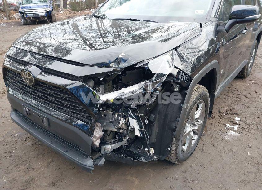 Photo 6 of 2024 Toyota Rav4 XLE (VIN 2T3P1RFV0RC455282)