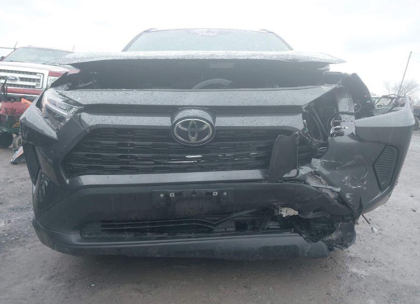 Photo 5 of 2024 Toyota Rav4 XLE (VIN 2T3P1RFV0RW418988)