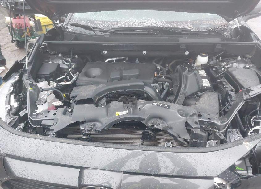 Photo 9 of 2024 Toyota Rav4 XLE (VIN 2T3P1RFV0RW418988)