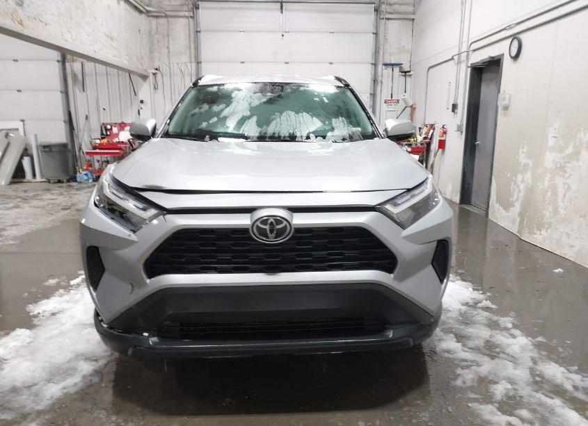 Photo 12 of 2024 Toyota Rav4 XLE (VIN 2T3P1RFV0RW432020)