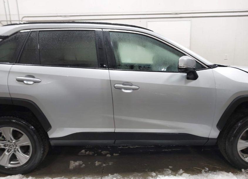 Photo 13 of 2024 Toyota Rav4 XLE (VIN 2T3P1RFV0RW432020)