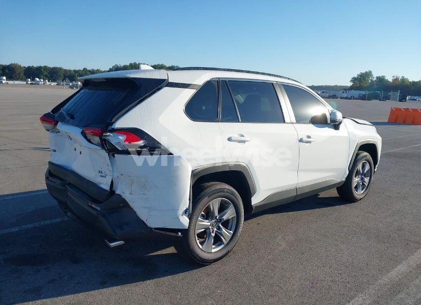 Photo 4 of 2024 Toyota Rav4 XLE (VIN 2T3P1RFV0RW466409)