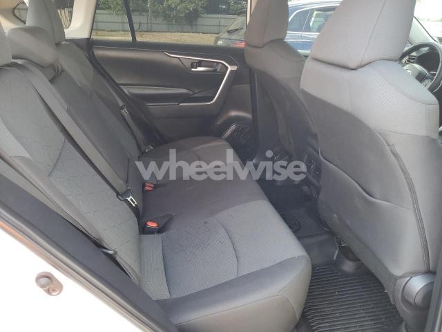 Photo 11 of 2025 TOYOTA RAV4 XLE (VIN 2T3P1RFV0SW495947)