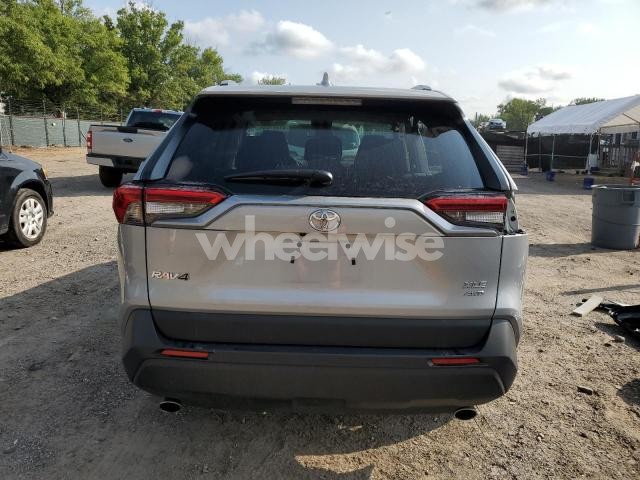 2025 TOYOTA RAV4 XLE (VIN 2T3P1RFV0SW498668) main photo