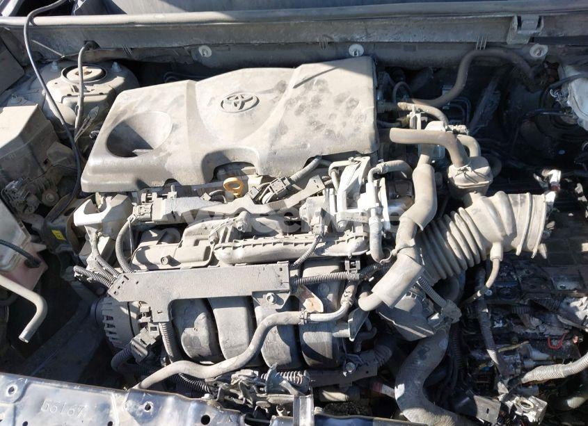 Photo 10 of 2019 Toyota Rav4 XLE (VIN 2T3P1RFV1KC018445)