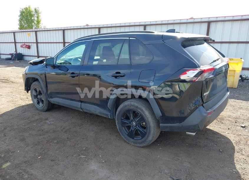 Photo 3 of 2019 Toyota Rav4 XLE (VIN 2T3P1RFV1KC018445)