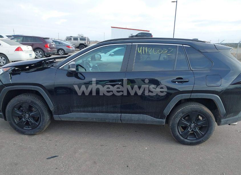 Photo 14 of 2020 Toyota Rav4 XLE (VIN 2T3P1RFV1LC066304)