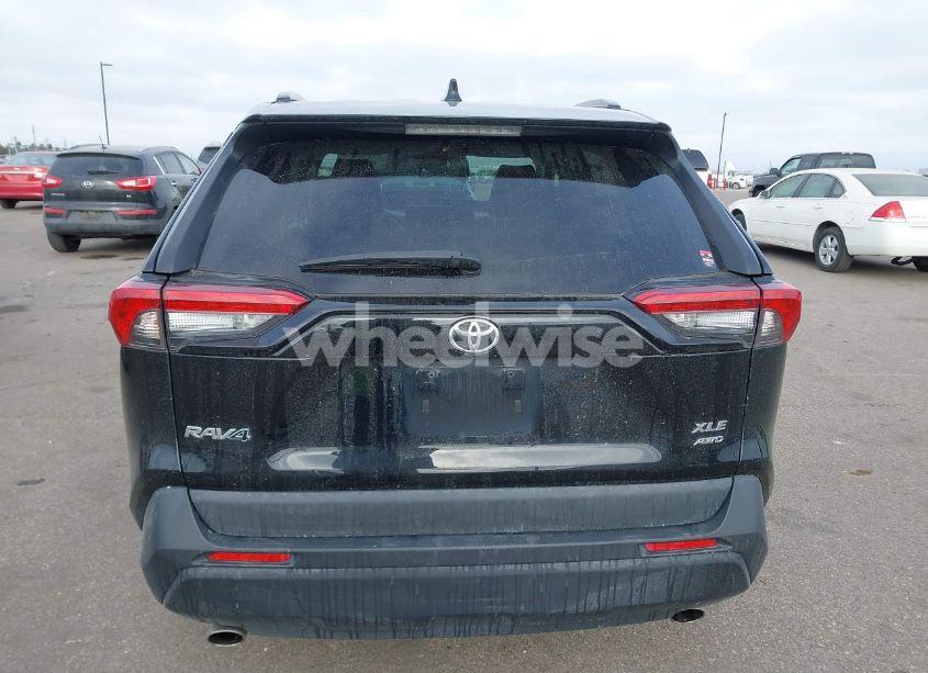 Photo 16 of 2020 Toyota Rav4 XLE (VIN 2T3P1RFV1LC066304)