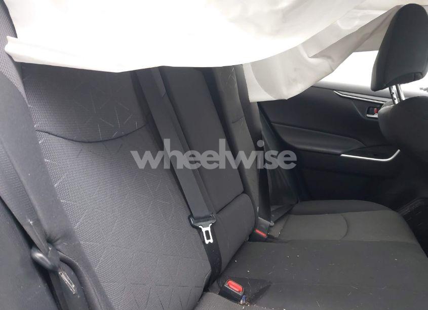 Photo 8 of 2021 Toyota Rav4 XLE (VIN 2T3P1RFV1MC172138)