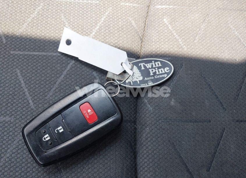 Photo 11 of 2021 Toyota Rav4 XLE (VIN 2T3P1RFV1MC209897)