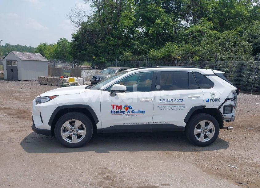 Photo 14 of 2021 Toyota Rav4 XLE (VIN 2T3P1RFV1MC209897)