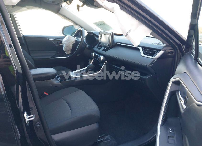 Photo 5 of 2021 Toyota Rav4 XLE (VIN 2T3P1RFV1MC218728)