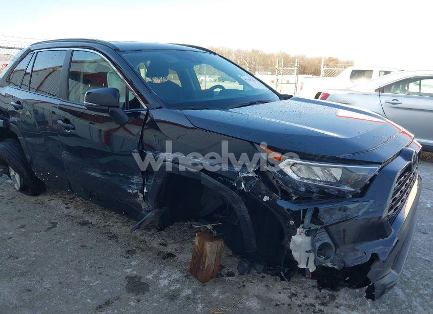 Photo 6 of 2021 Toyota Rav4 XLE (VIN 2T3P1RFV1MC218728)