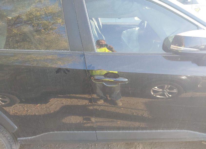 Photo 13 of 2021 Toyota Rav4 XLE (VIN 2T3P1RFV1MW172378)