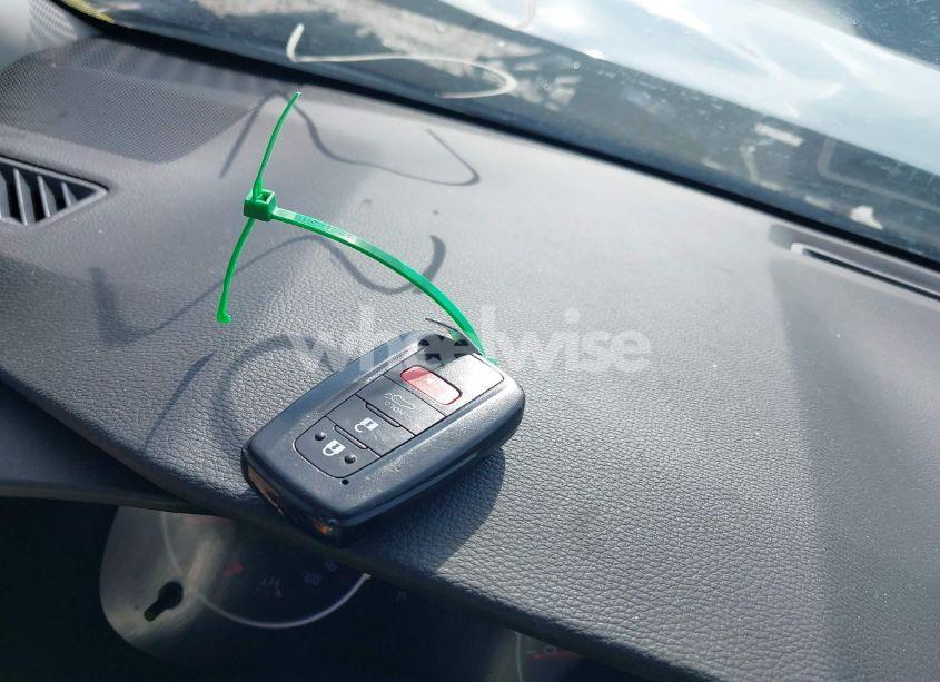 Photo 11 of 2021 Toyota Rav4 XLE (VIN 2T3P1RFV1MW239321)