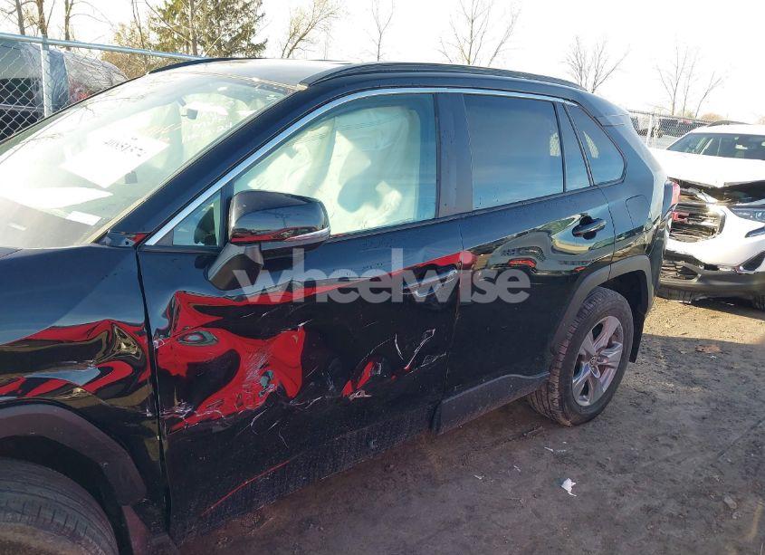 Photo 15 of 2022 Toyota Rav4 XLE (VIN 2T3P1RFV1NC271219)