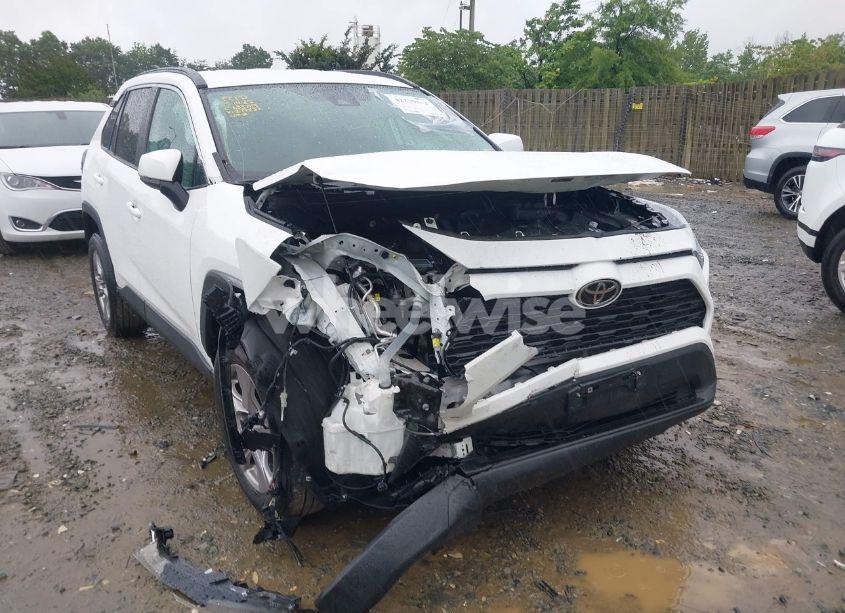 Photo 6 of 2022 Toyota Rav4 XLE (VIN 2T3P1RFV1NC275822)