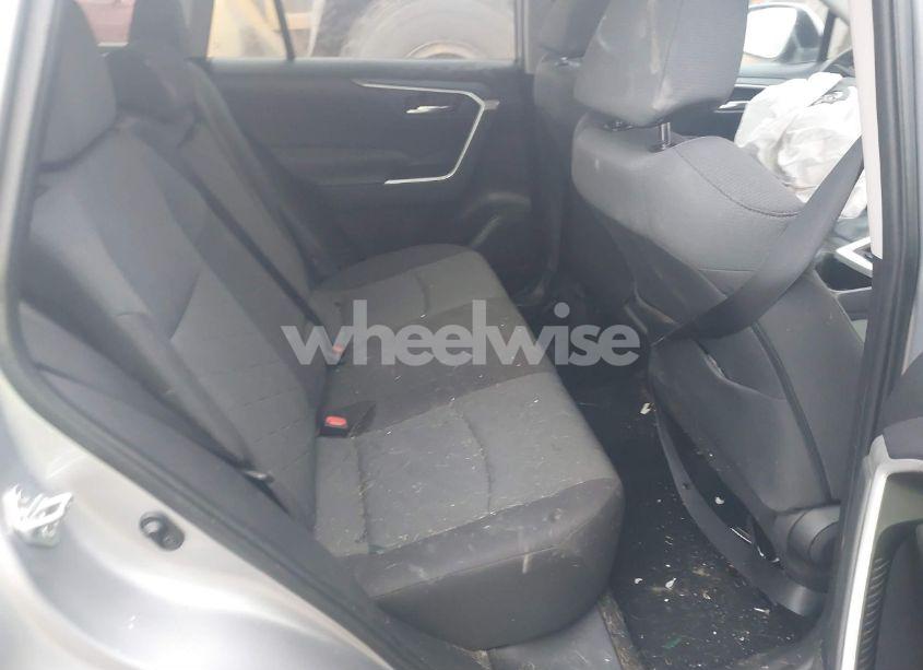 Photo 8 of 2022 Toyota Rav4 XLE (VIN 2T3P1RFV1NC282608)