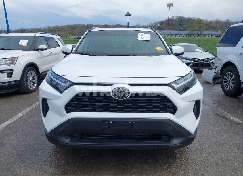 Photo 13 of 2022 Toyota Rav4 XLE (VIN 2T3P1RFV1NC316045)