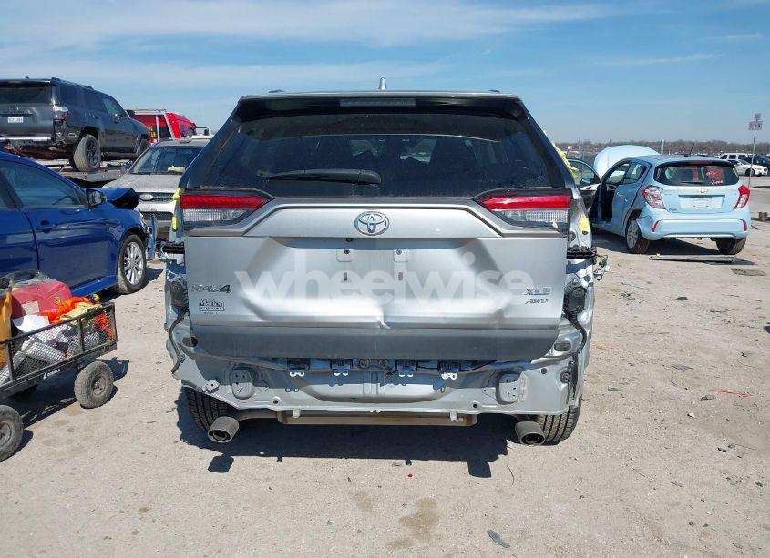Photo 16 of 2022 Toyota Rav4 XLE (VIN 2T3P1RFV1NW260462)