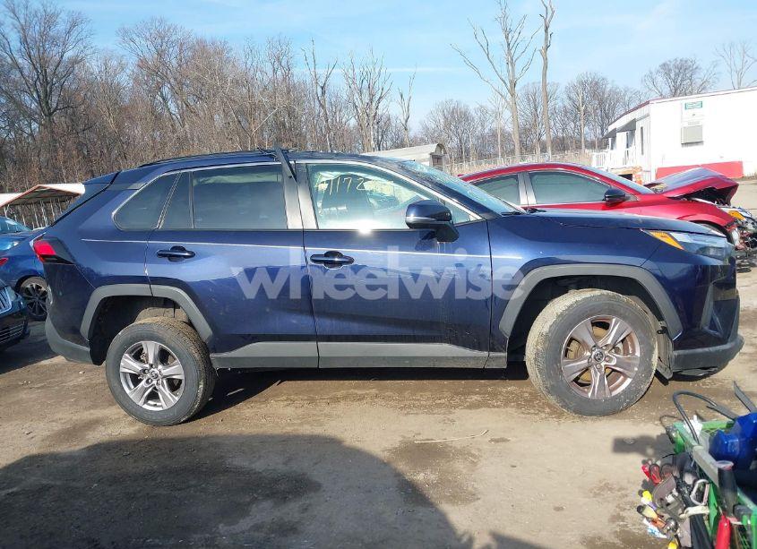 Photo 13 of 2022 Toyota Rav4 XLE (VIN 2T3P1RFV1NW307893)