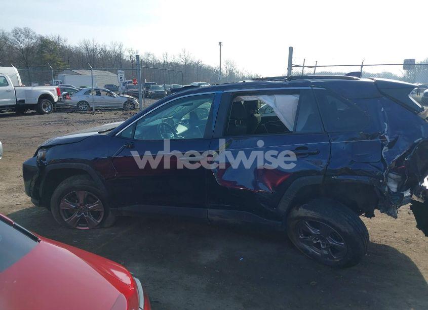 Photo 14 of 2022 Toyota Rav4 XLE (VIN 2T3P1RFV1NW307893)