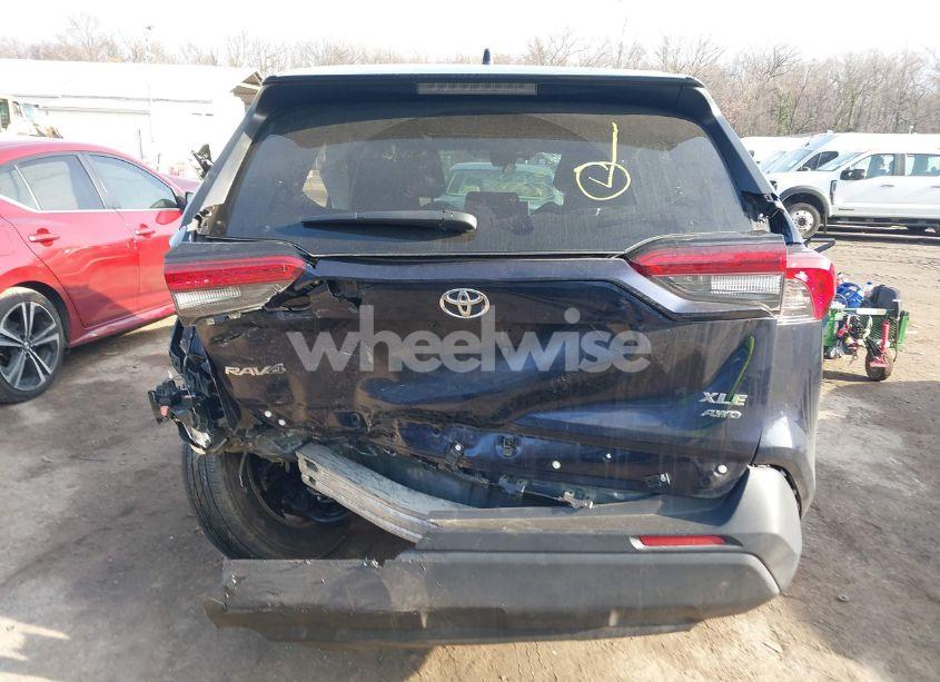 Photo 16 of 2022 Toyota Rav4 XLE (VIN 2T3P1RFV1NW307893)