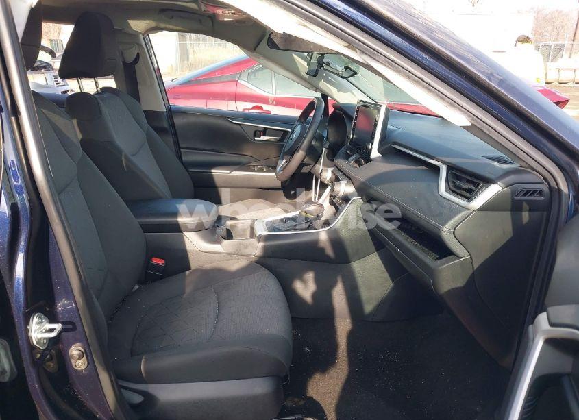 Photo 5 of 2022 Toyota Rav4 XLE (VIN 2T3P1RFV1NW307893)