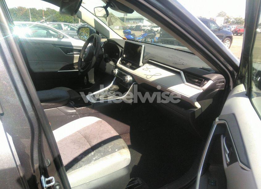 Photo 5 of 2023 Toyota Rav4 XLE (VIN 2T3P1RFV1PW380359)