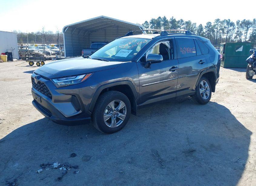 Photo 2 of 2024 Toyota Rav4 XLE (VIN 2T3P1RFV1RC408780)