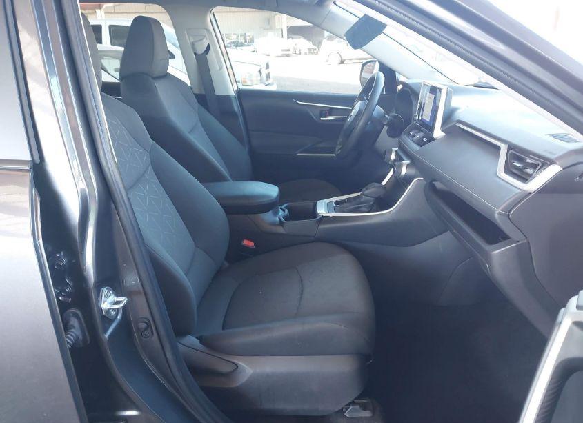 Photo 5 of 2024 Toyota Rav4 XLE (VIN 2T3P1RFV1RC445697)