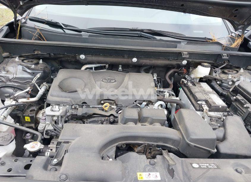 Photo 10 of 2024 Toyota Rav4 XLE (VIN 2T3P1RFV1RW422693)