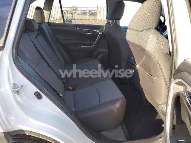 Photo 10 of 2025 TOYOTA RAV4 XLE (VIN 2T3P1RFV1SW542886)