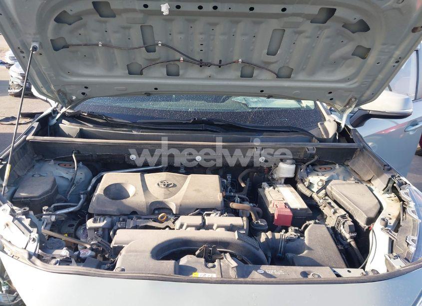 Photo 10 of 2019 Toyota Rav4 XLE (VIN 2T3P1RFV2KW074876)