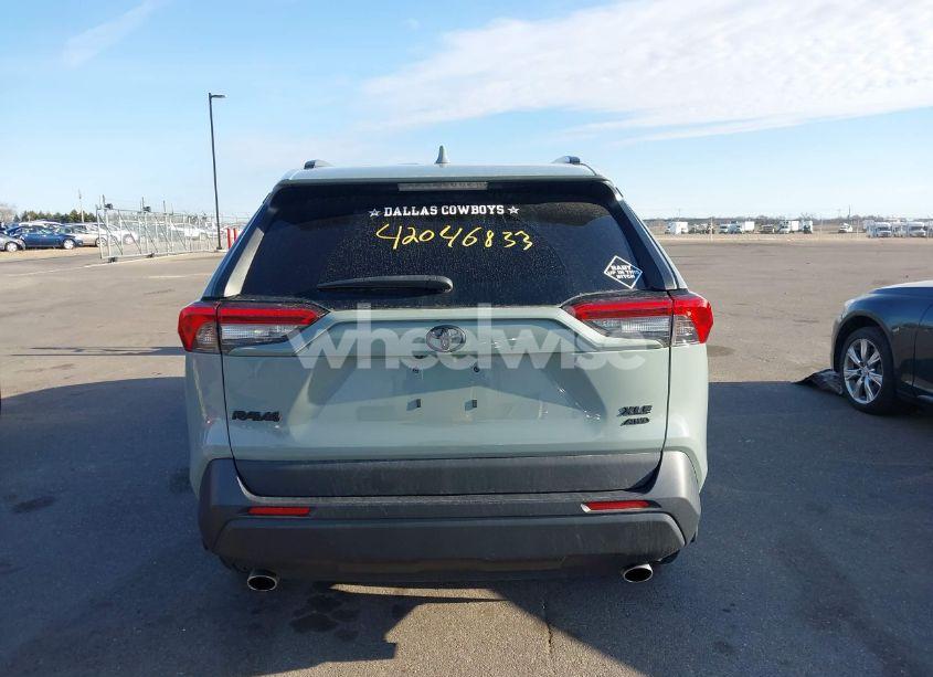 Photo 16 of 2019 Toyota Rav4 XLE (VIN 2T3P1RFV2KW074876)