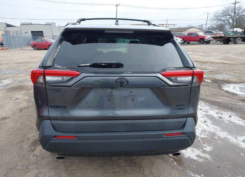 Photo 16 of 2020 Toyota Rav4 XLE (VIN 2T3P1RFV2LC072967)